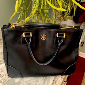 Tory Burch black leather medium size purse
